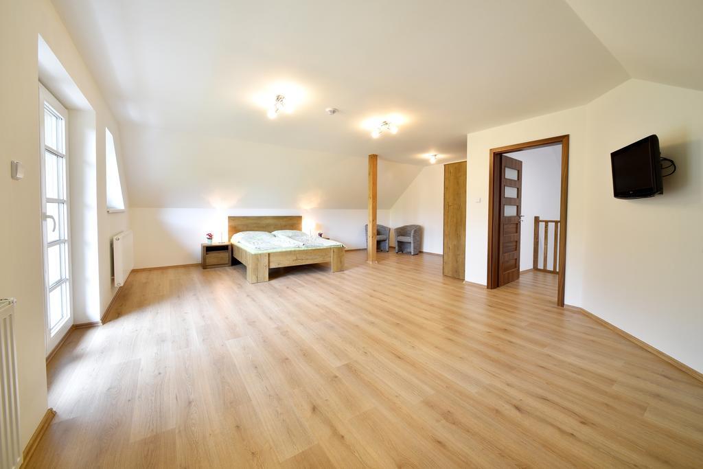 Holiday Home Turovec ตาบอร์ ภายนอก รูปภาพ