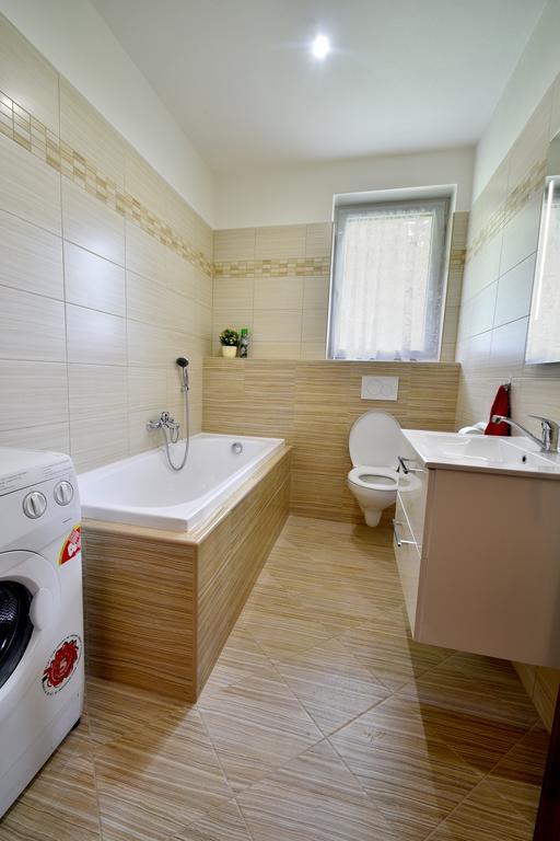 Holiday Home Turovec ตาบอร์ ภายนอก รูปภาพ