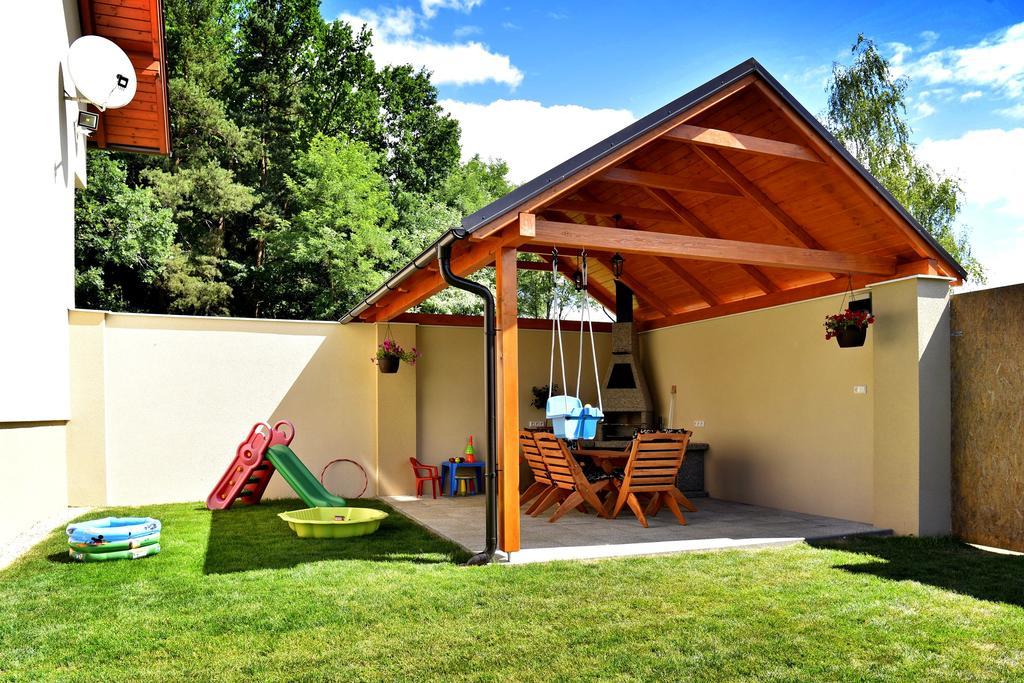 Holiday Home Turovec ตาบอร์ ภายนอก รูปภาพ